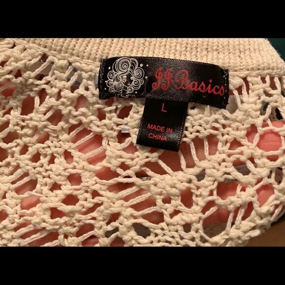 GG Basics Beige/white Open Knit Long Sleeve Sweater, good condition, Size Large - Picture 3 of 9